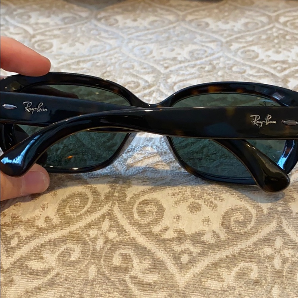 Ray Ban Sunglasses - Picture 4 of 7
